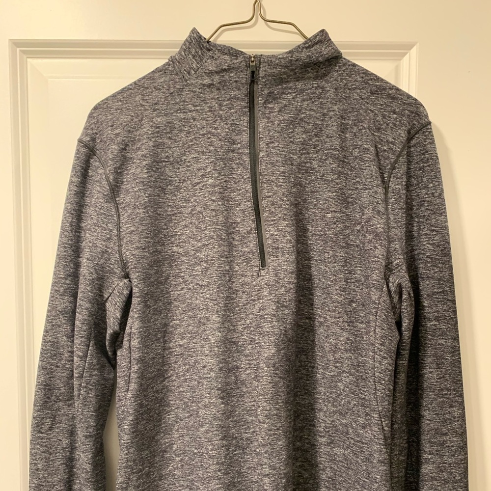 Lululemon Metal Vent 1/2 Zip top